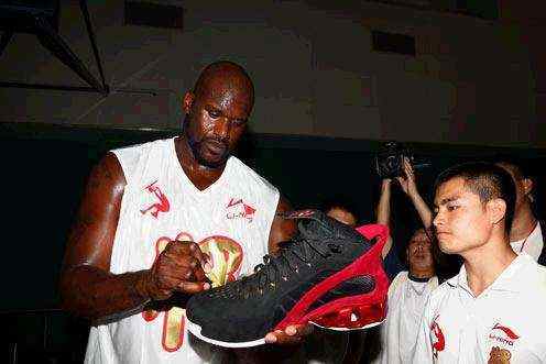 罗体：米兰vs拉齐奥VAR将被停哨；主裁未判点球正确但解释有误（罗体：米兰战拉齐奥的VAR将被停赛，主裁拒判点球决定正确但解释不当）