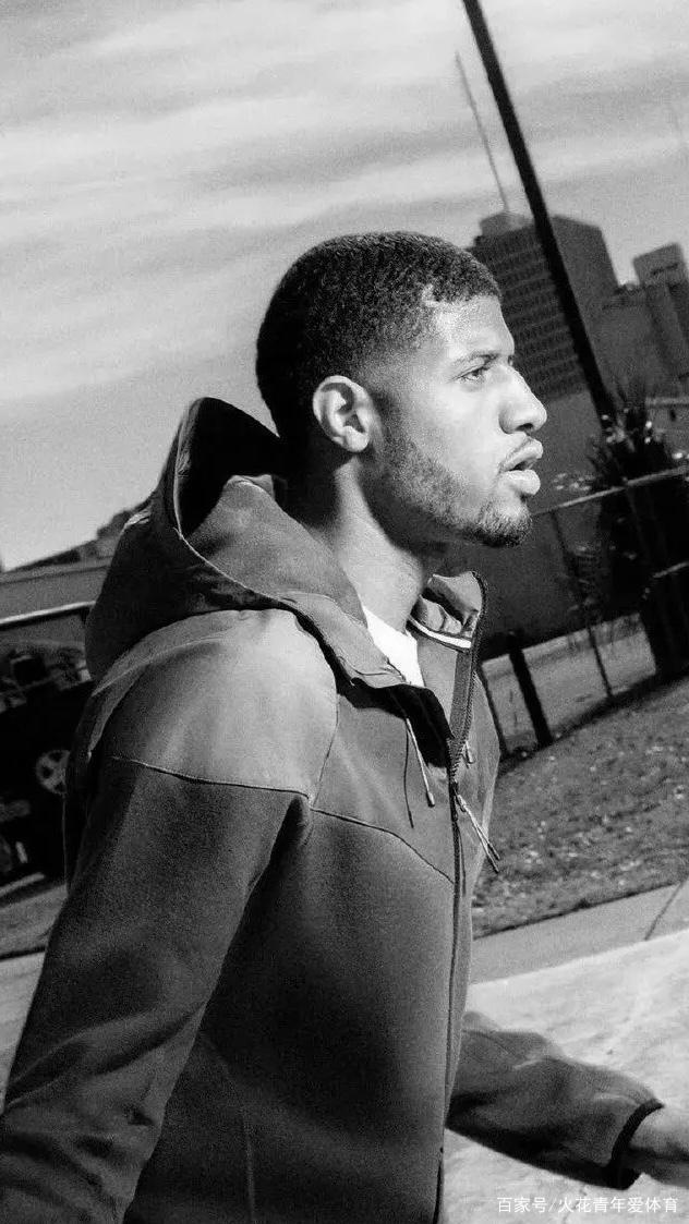 FC26欧冠黄金时刻卡：哈兰德、亚马尔、米利唐、埃斯特旺在列（FC26欧冠黄金时刻卡公布：哈兰德、亚马尔、米利唐、埃斯特旺入选）