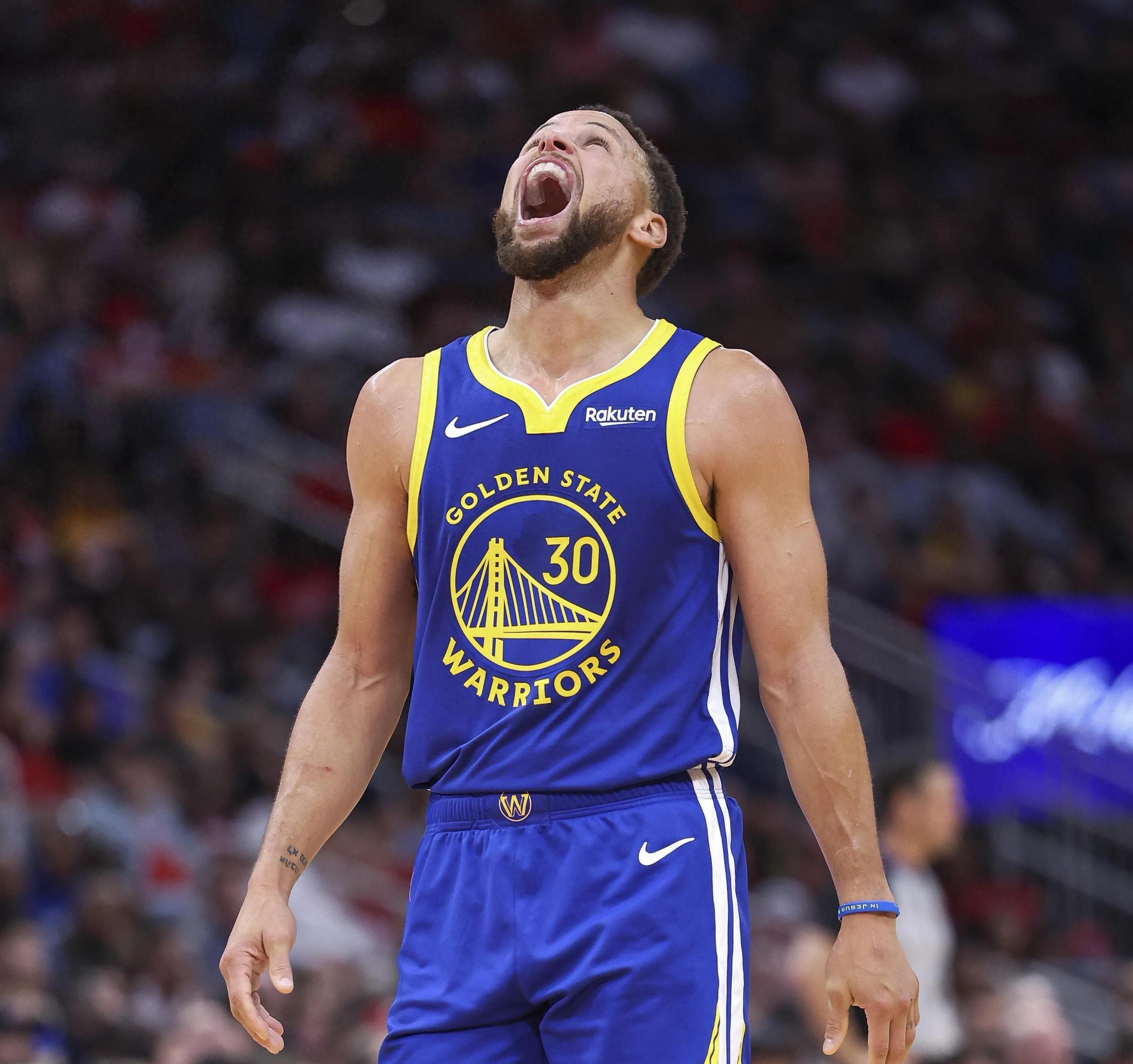 频繁使用挥舞魔杖的庆祝动作，土耳其前锋被华纳兄弟起诉（土耳其前锋因频繁挥魔杖式庆祝被华纳兄弟起诉）