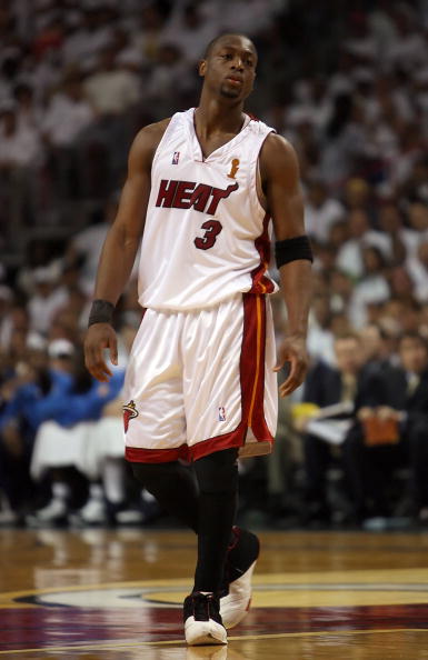 梅西：斯卡洛尼总是充满激情；阿根廷拥有很多非凡的球员（梅西盛赞斯卡洛尼激情四射：阿根廷坐拥众多杰出球员）