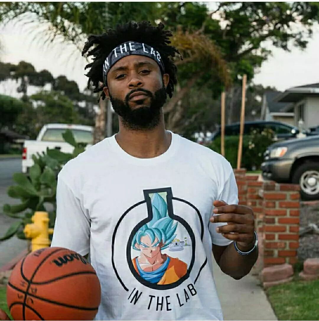 詹姆斯关键上篮锁定胜利（詹姆斯关键上篮定胜局）