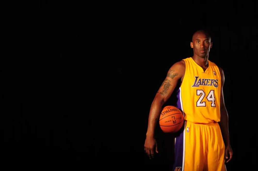 中甲半场：向余望推射中柱，重庆铜梁龙暂0-0上海嘉定汇龙（中甲半场战报：向余望推射中柱，重庆铜梁龙暂与上海嘉定汇龙0-0握手言和）