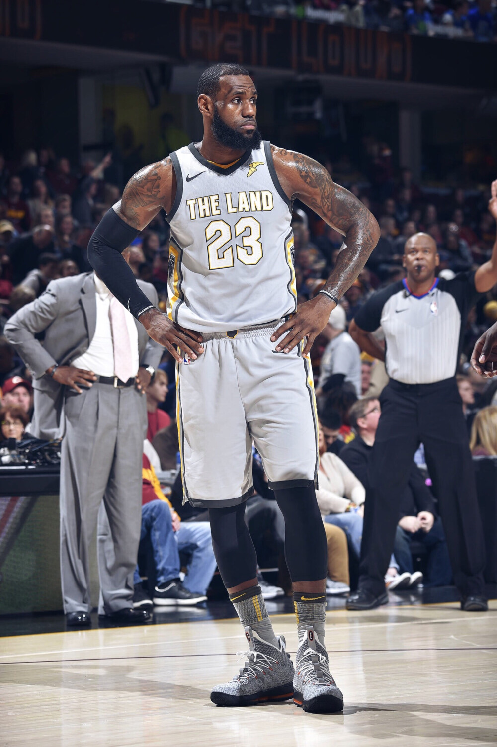 法尔克：若温哥华白浪夺冠穆勒将获30万欧，奖金和在拜仁一样（法尔克：温哥华白浪若夺冠，穆勒可得30万欧奖金，与在拜仁相同）